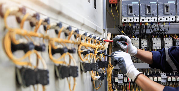 Professional Electrician technician working in Elma Center, NY